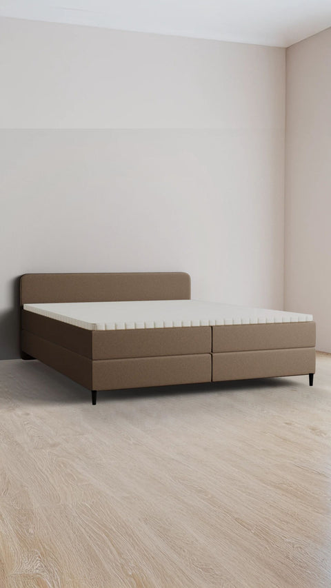 Bruin tweepersoons boxspringbed 200x200 cm