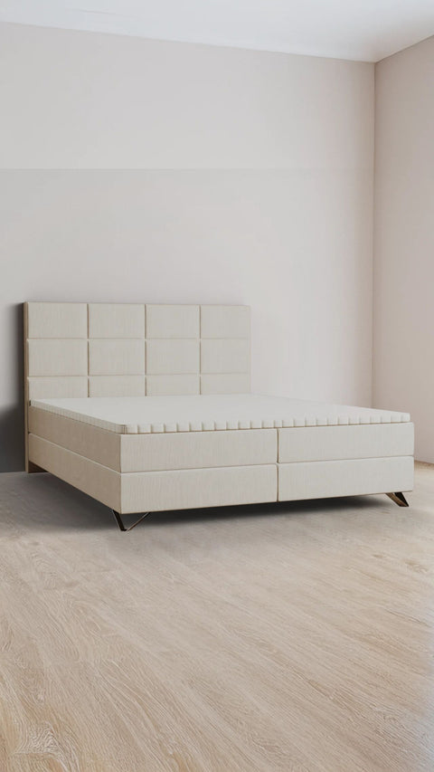 Beige tweepersoons boxspringbed 200x200 cm